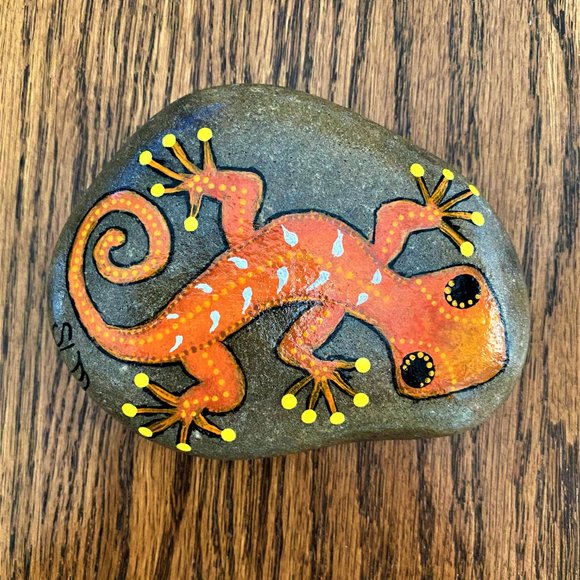 SOLD!!! Hand Painted Orange Gecko - Picture 3 of 6